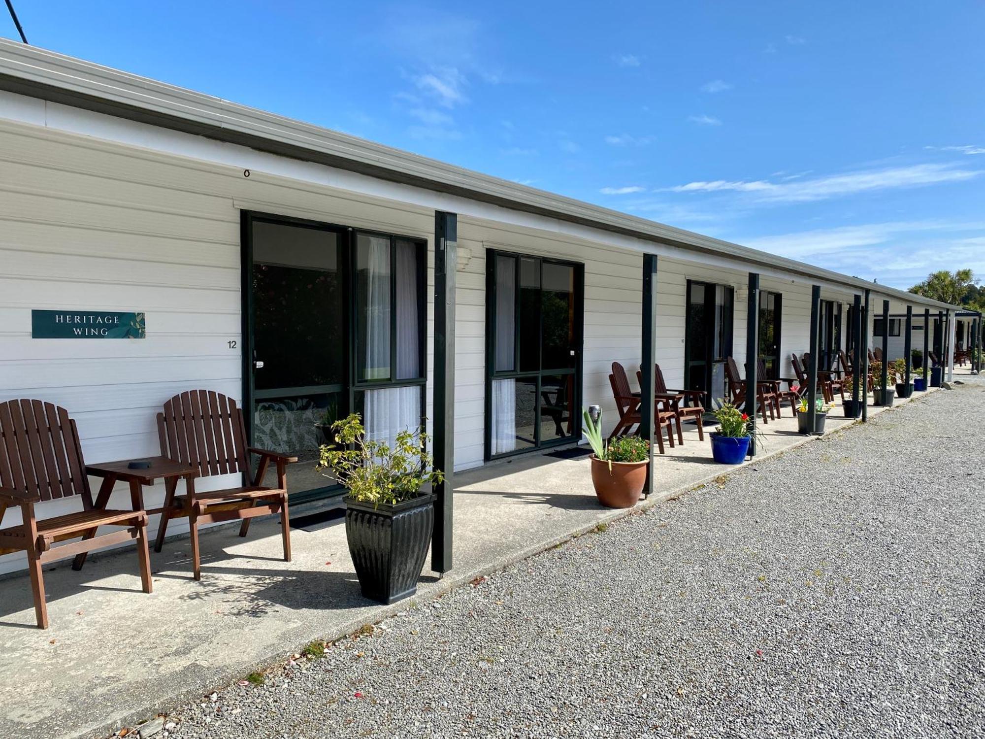 Heritage Park Lodge Haast Zewnętrze zdjęcie
